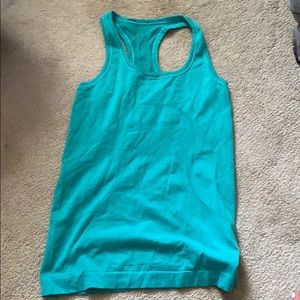 lululemon workout top